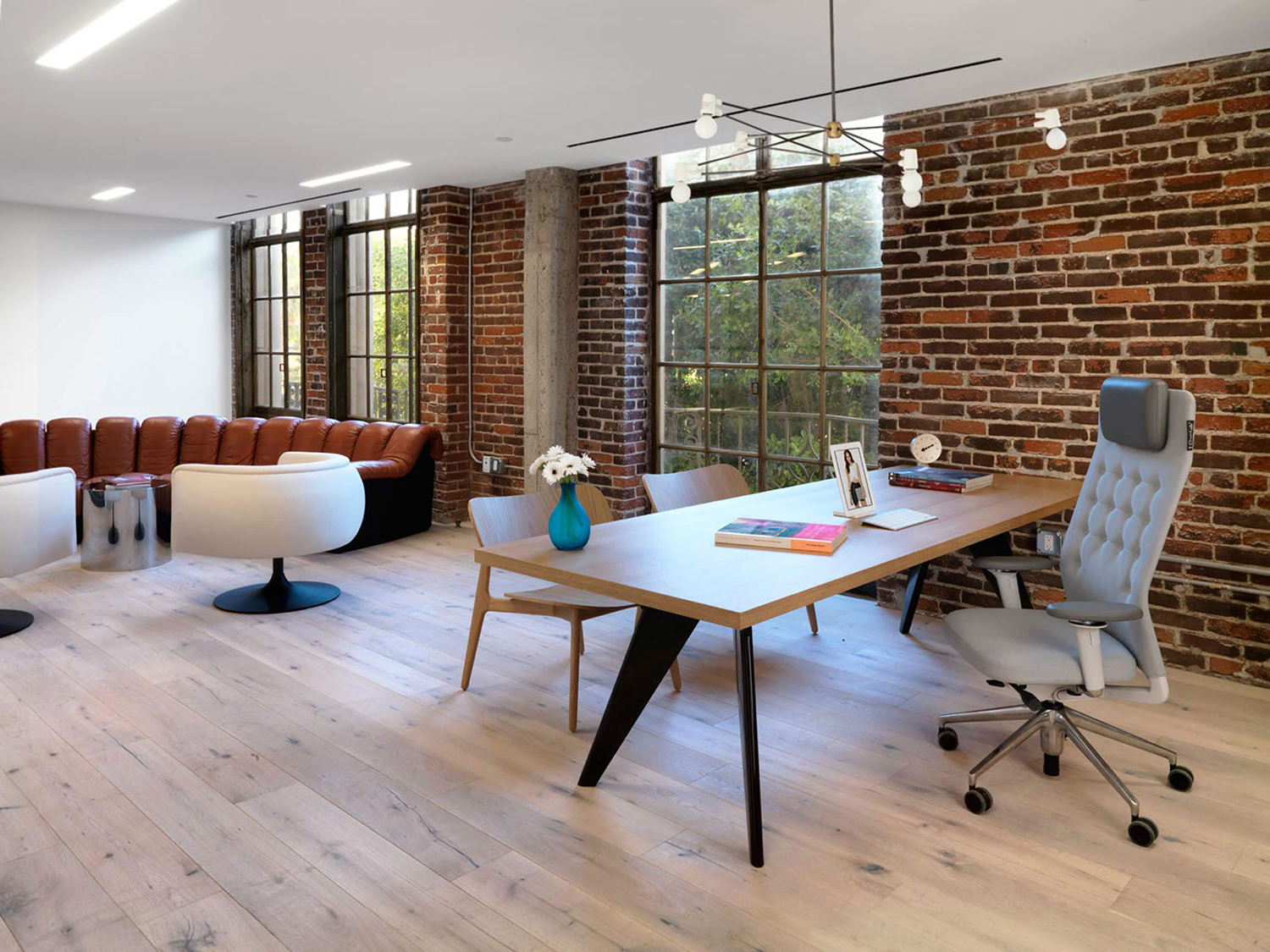 华体会体育官方在线官网 - 附件|钟表|办公家具|华体会体育官方在线官网家具|台钟